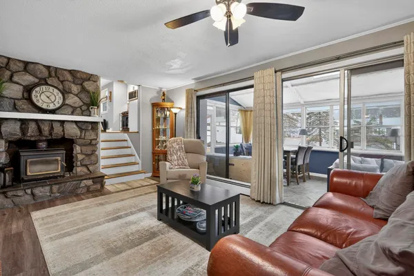 $686,000 | 42 Marianna Road, Salem, NH 03079