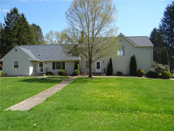 $359,900 | 48 Olcott Road North, Big Flats, NY 14814