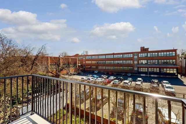 a view of terrace with city view