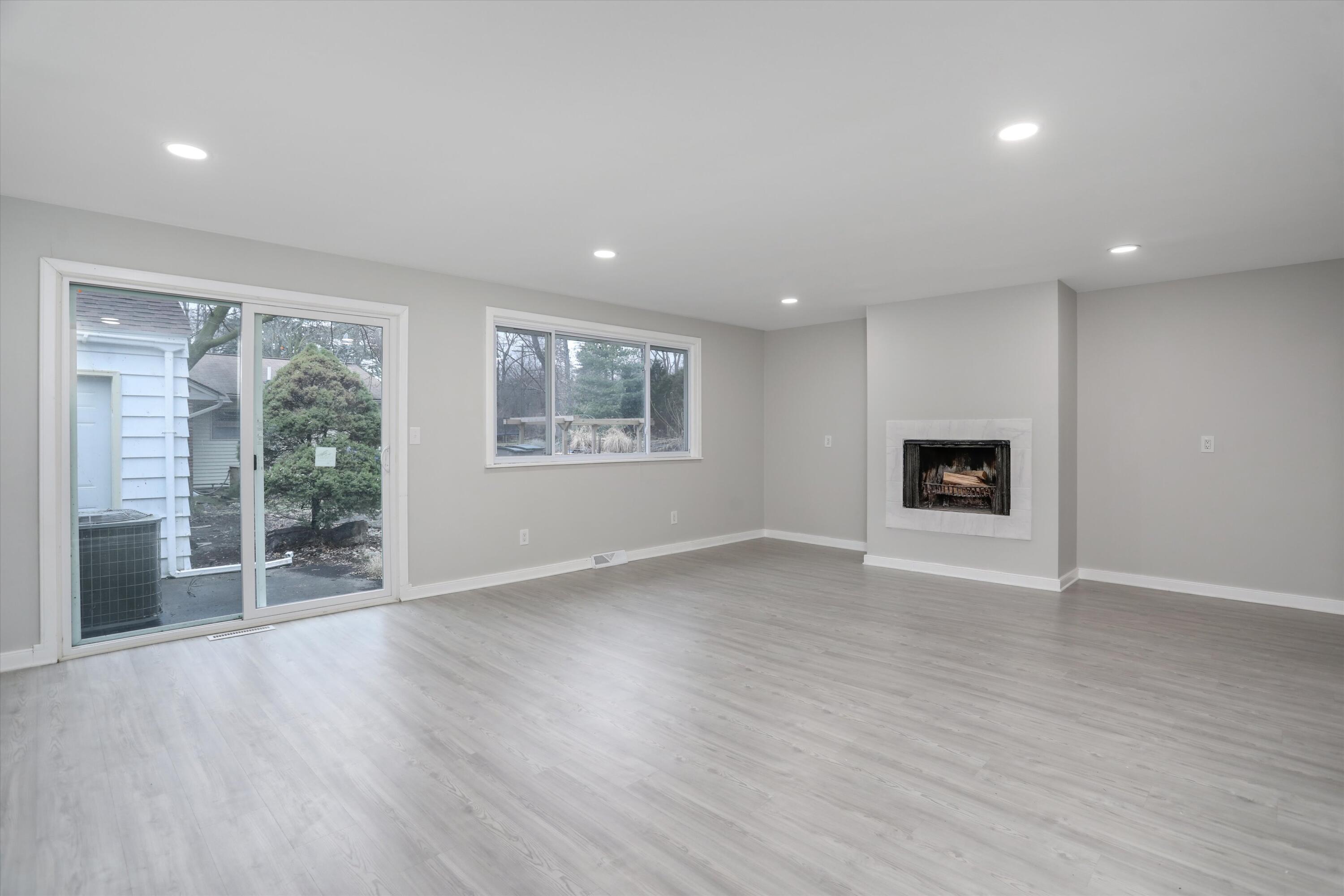125 Barrington Road Bloomfield Hills, MI 48302 - Photo 15 of 38 14-125 Barrington Rd Bloomfield Twp 009