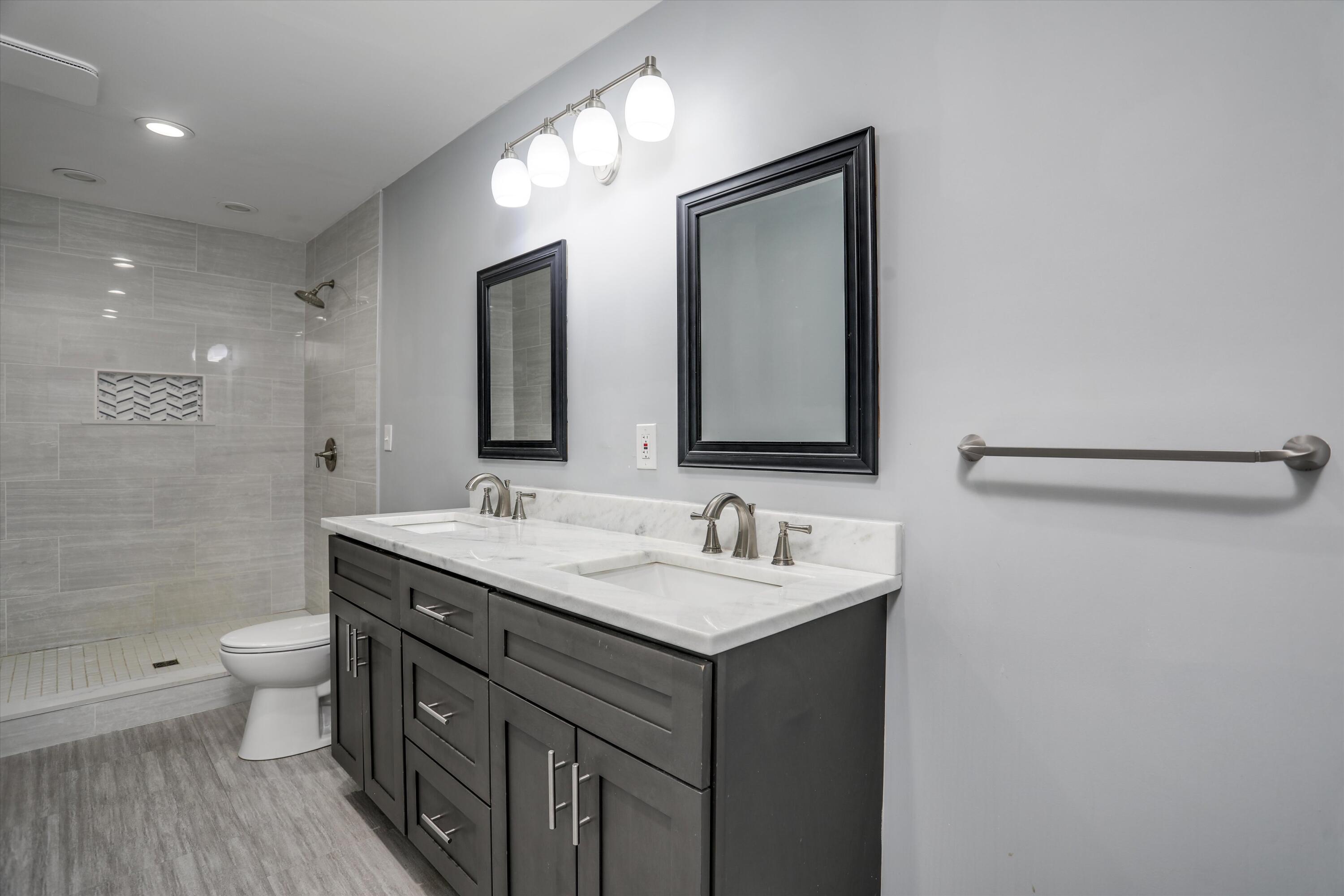 125 Barrington Road Bloomfield Hills, MI 48302 - Photo 22 of 38 21-125 Barrington Rd Bloomfield Twp 016