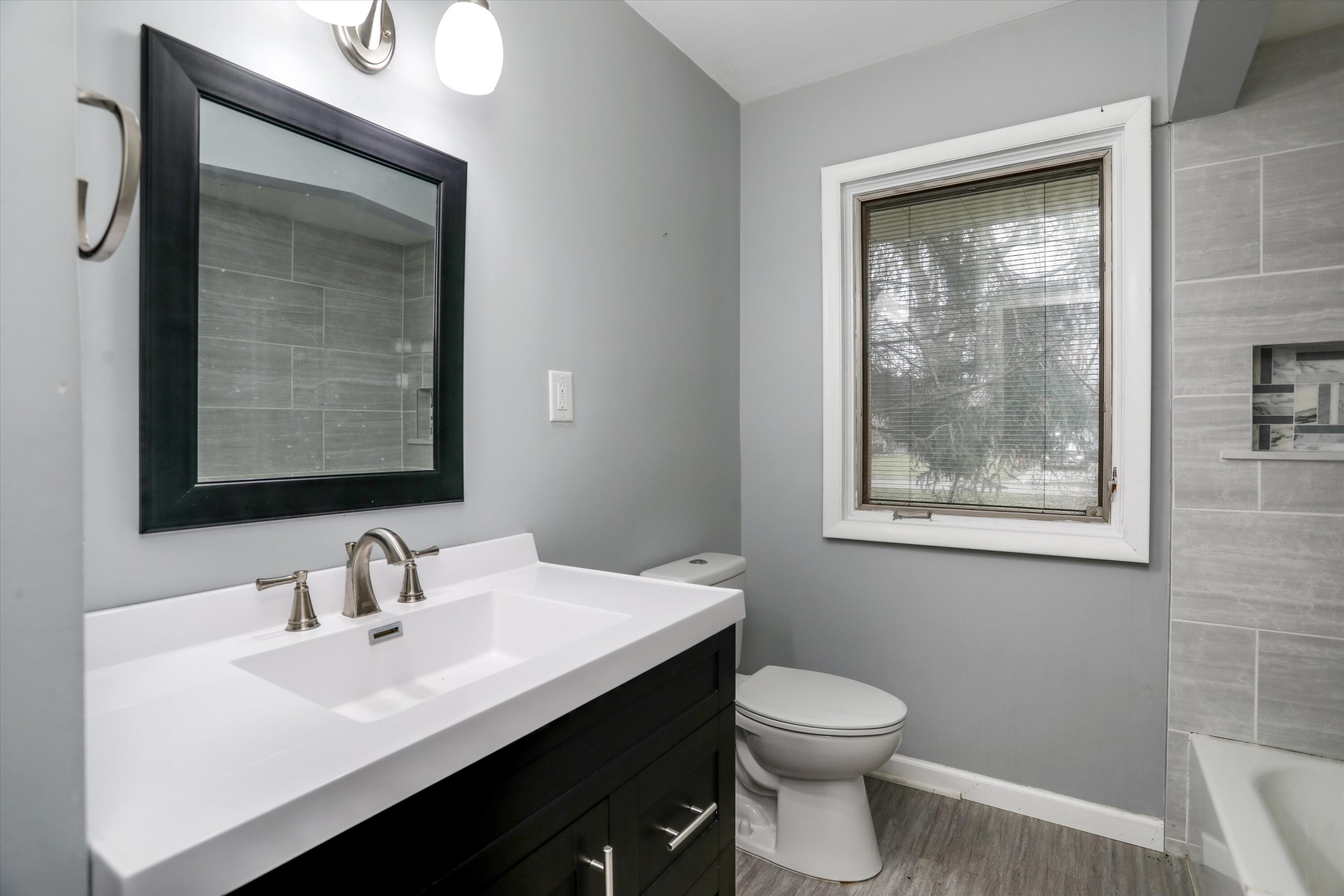 125 Barrington Road Bloomfield Hills, MI 48302 - Photo 29 of 38 28-125 Barrington Rd Bloomfield Twp 023