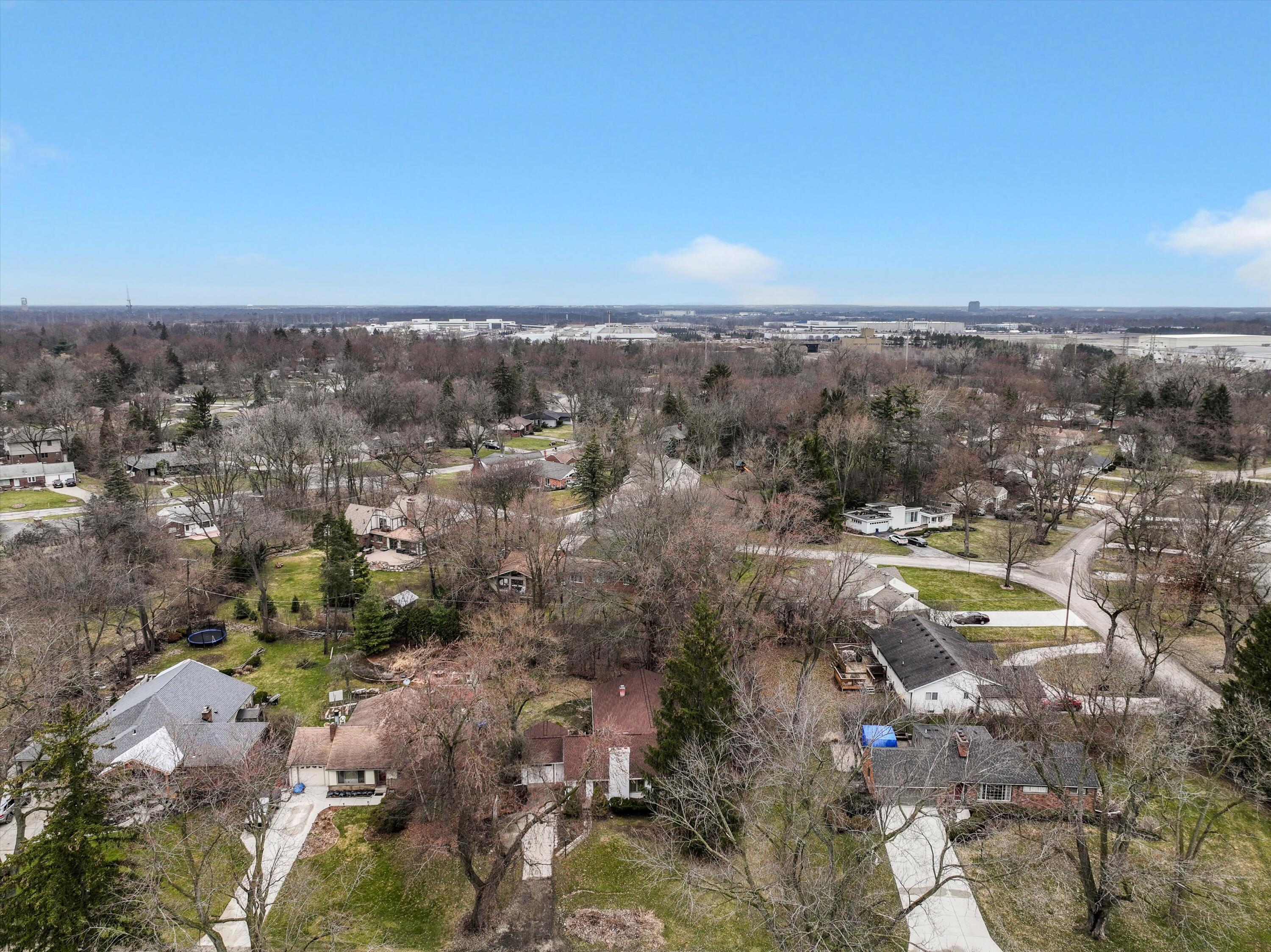 125 Barrington Road Bloomfield Hills, MI 48302 - Photo 38 of 38 38-125 Barrington Rd Bloomfield Twp 032