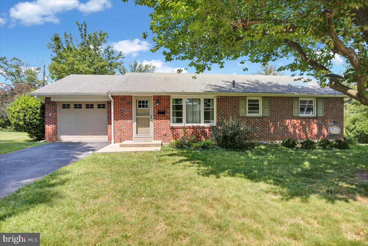 15 Cherrywood Road Reading, PA 19610 - Photo 1 of 25 Gallery Image 1