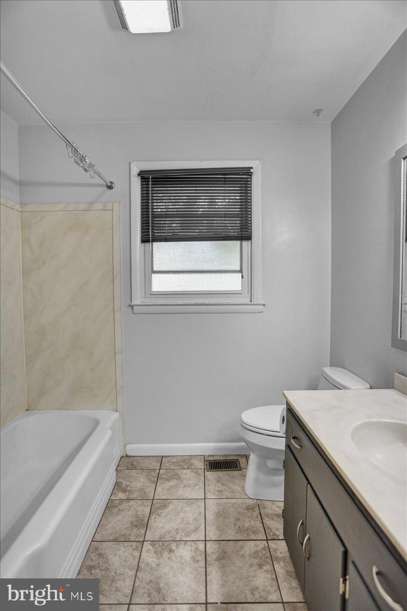 15 Cherrywood Road Reading, PA 19610 - Photo 11 of 25 Gallery Image 11