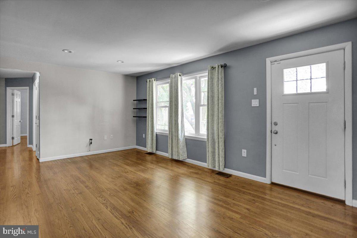 15 Cherrywood Road Reading, PA 19610 - Photo 2 of 25 Gallery Image 2