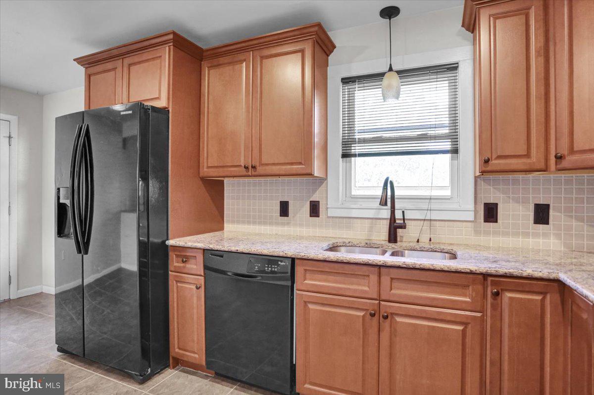 15 Cherrywood Road Reading, PA 19610 - Photo 9 of 25 Gallery Image 9