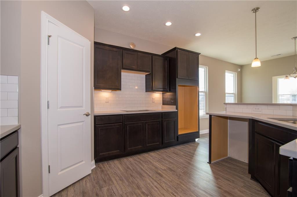6887 Ben Riley Court Plainfield, IN 46168 - Photo 7 of 35 Gallery Image 7