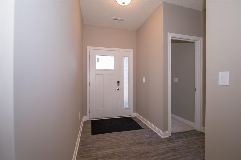 6887 Ben Riley Court Plainfield, IN 46168 - Photo 9 of 35 Gallery Image 9