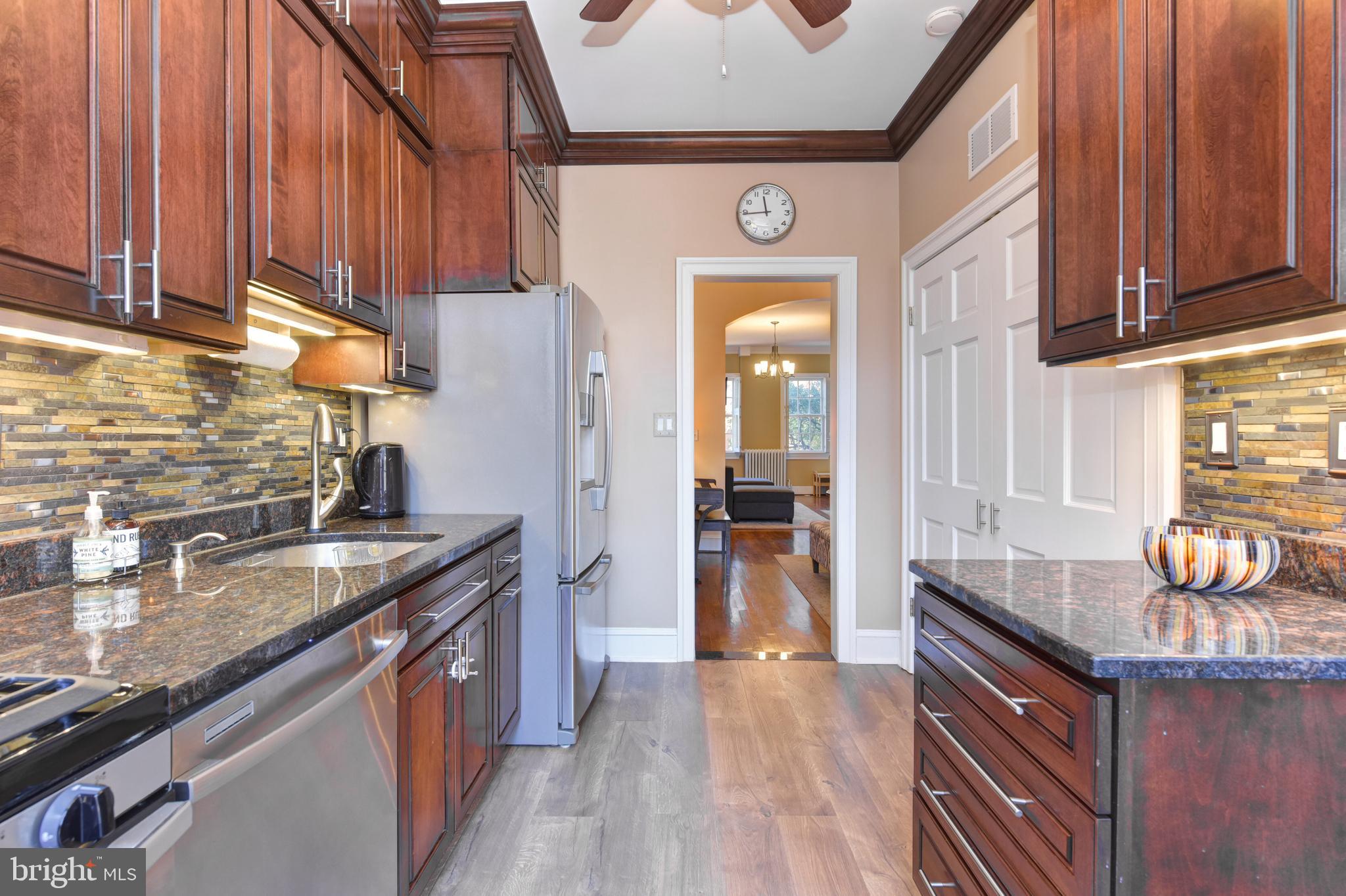 430 11th Street Southeast Washington, DC 20003 - Photo 13 of 31