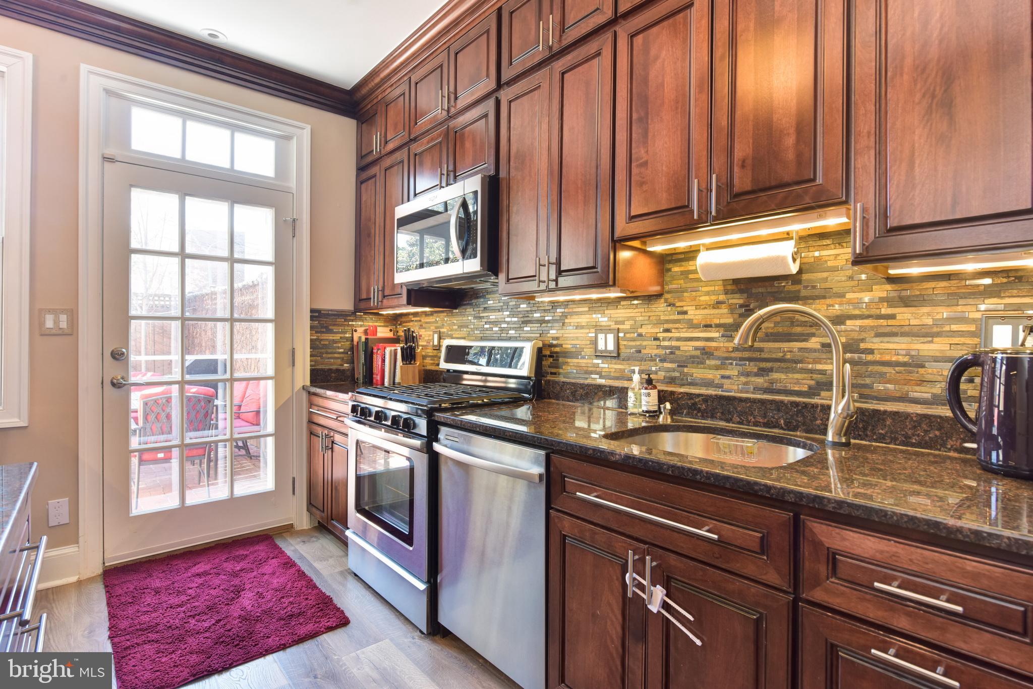 430 11th Street Southeast Washington, DC 20003 - Photo 14 of 31