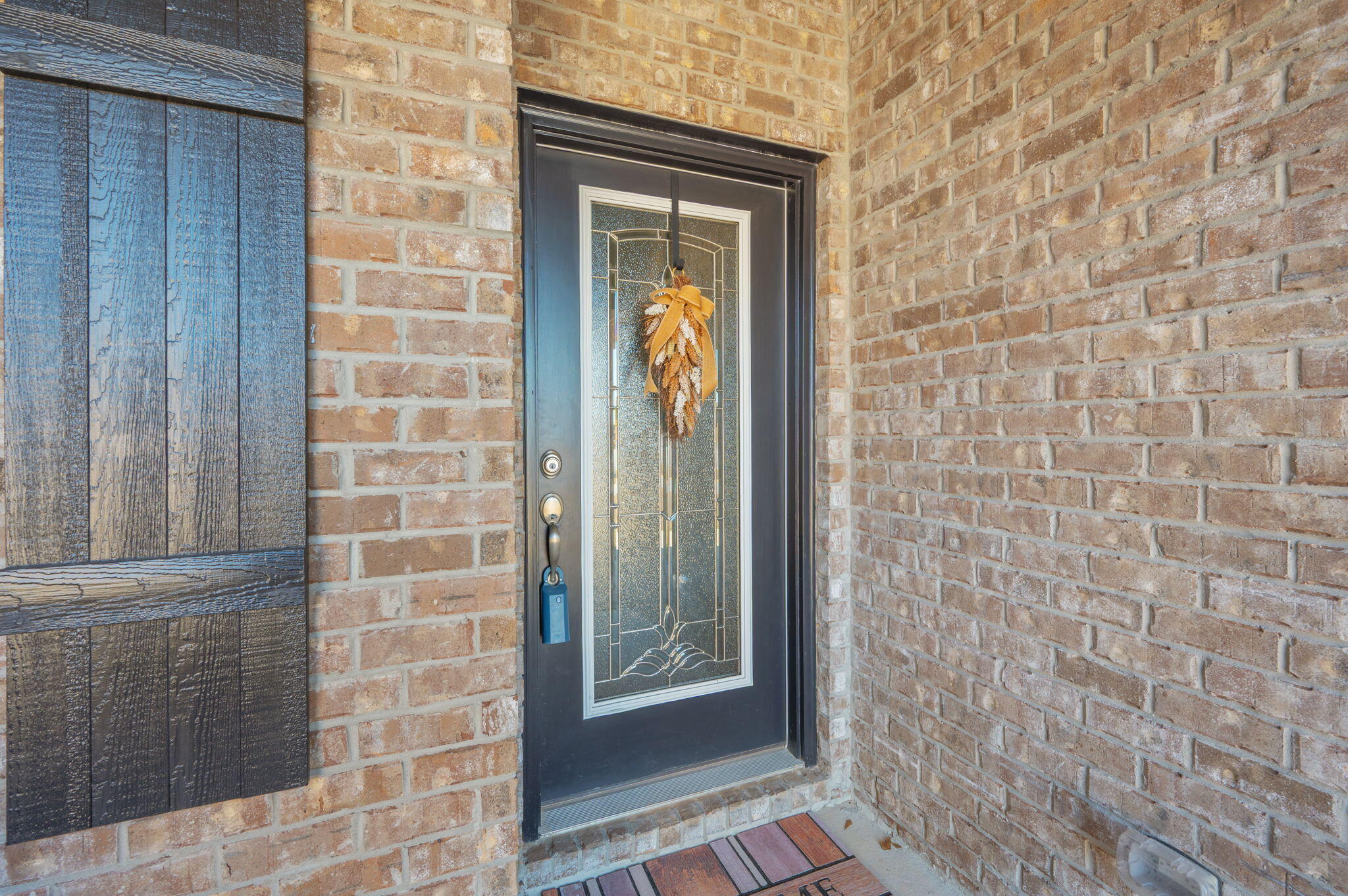 2191 Jernigan Drive Crestview, FL 32536 - Photo 5 of 42 a view of an entryway door