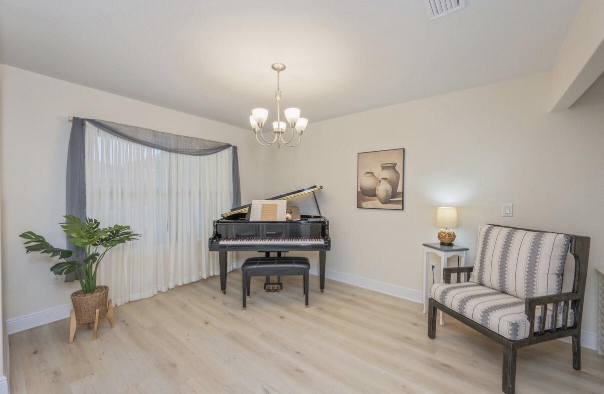 2191 Jernigan Drive Crestview, FL 32536 - Photo 8 of 42 a living room with furniture
