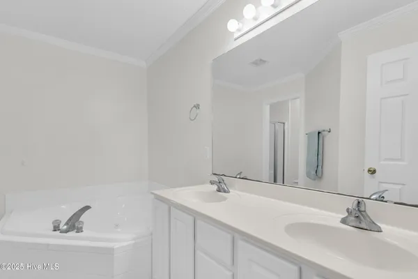 $219,900 | 1605 Willoughby Park Court, Unit 3, Wilmington, NC 28412