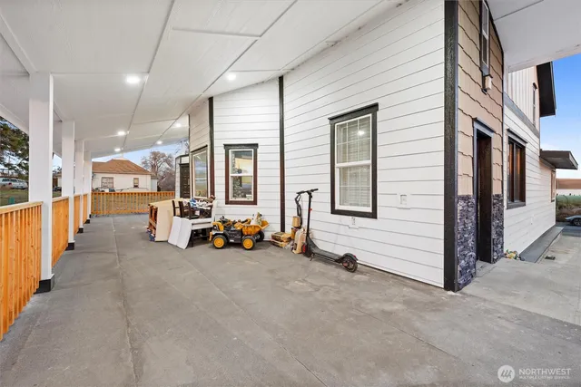 $330,000 | 310 Bronson Street, Hatton, WA 99344