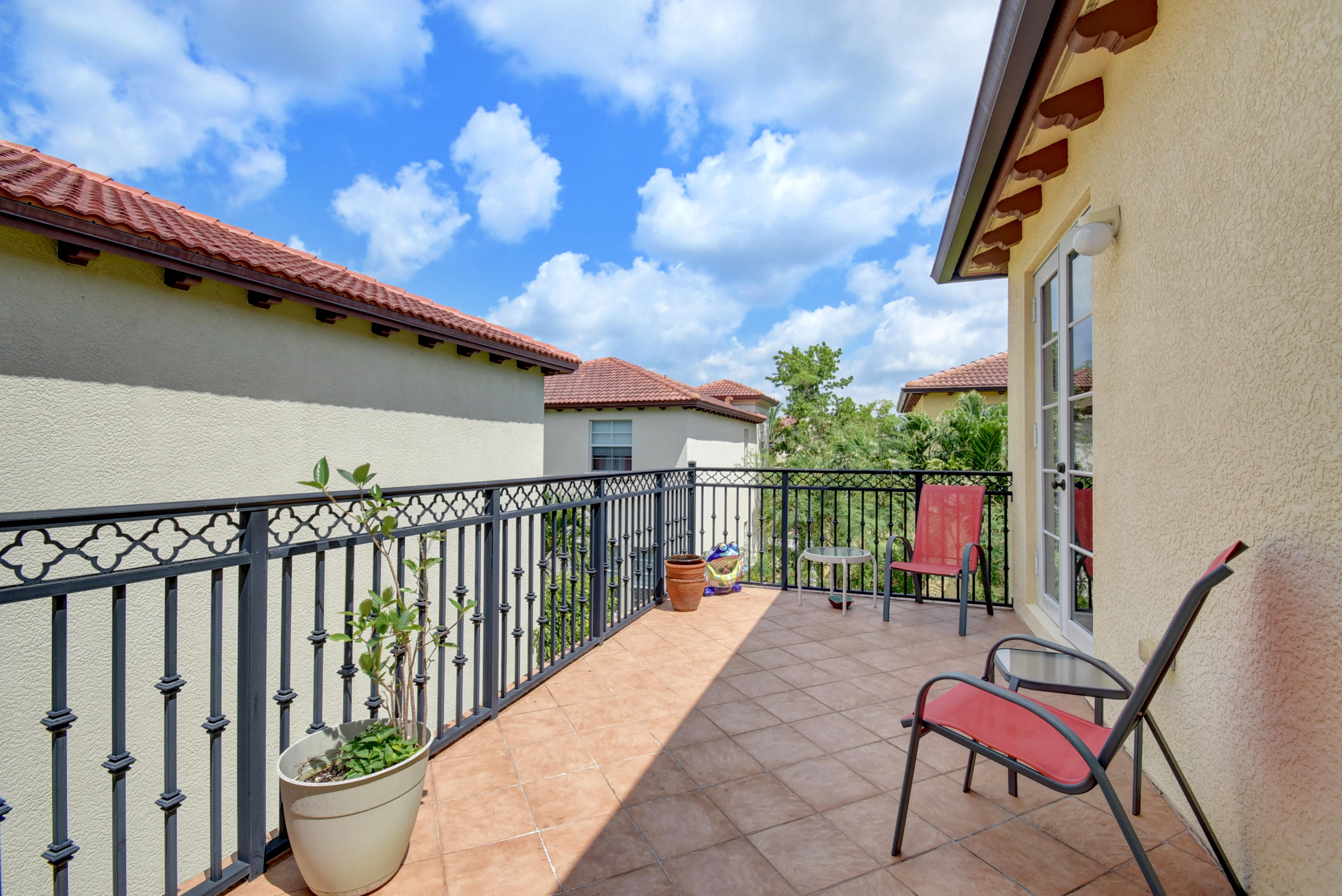 43 Via Poinciana Street Boca Raton, FL 33487 - Photo 22 of 36 Virtuals1 (22)
