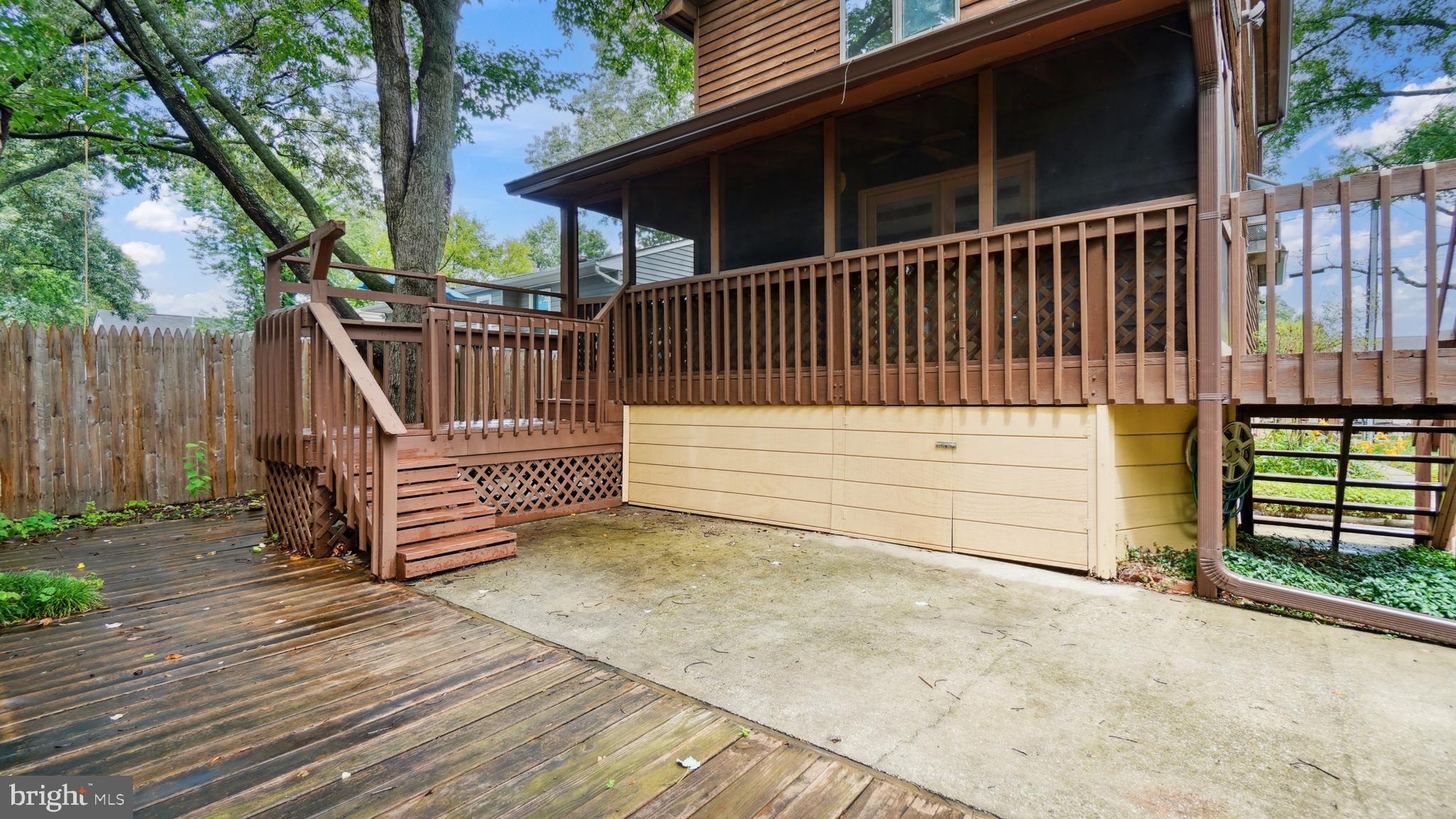 1718 Quantico Road Edgewater, MD 21037 - Photo 26 of 54 Storage Under Porch
