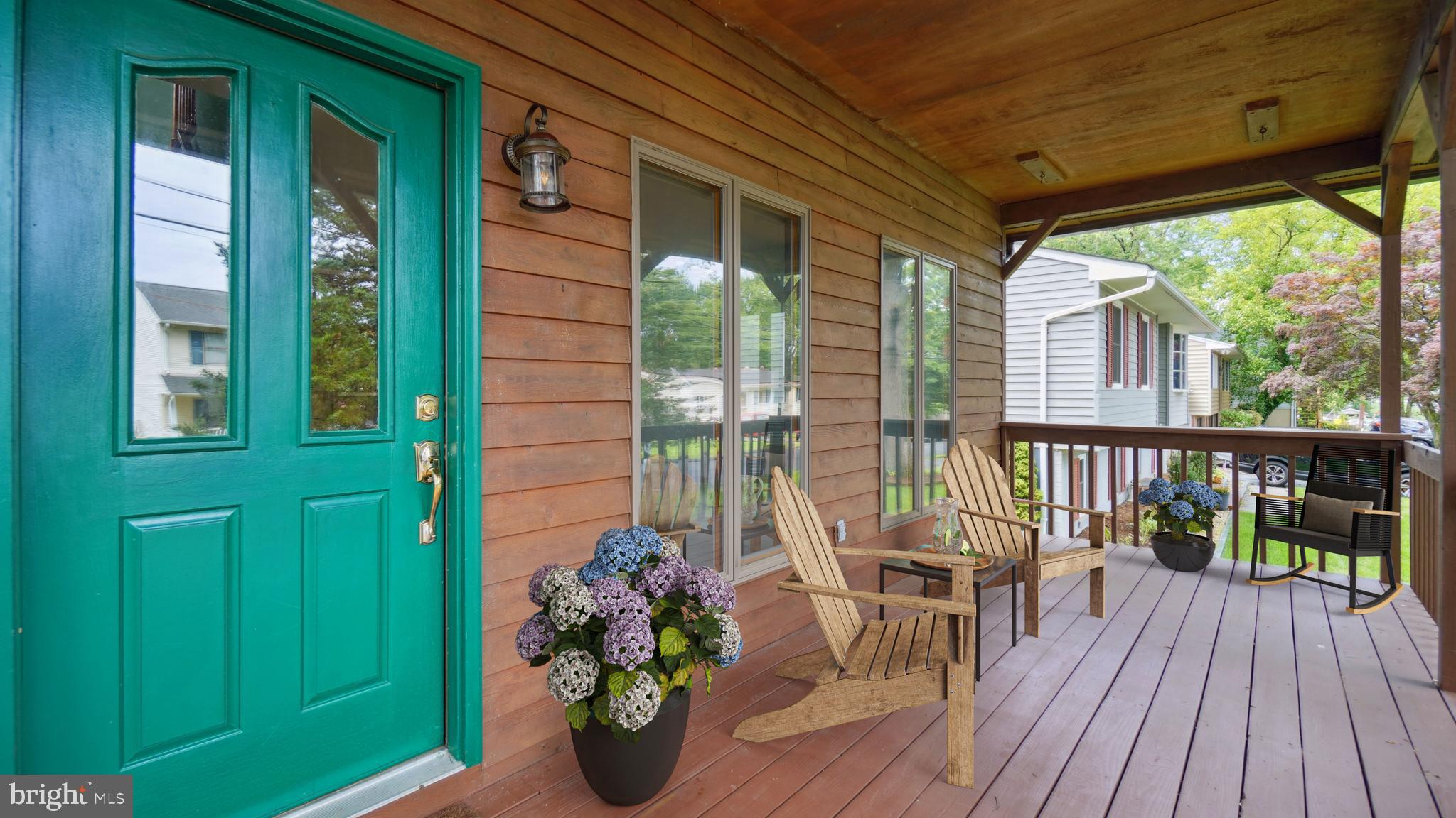 1718 Quantico Road Edgewater, MD 21037 - Photo 7 of 54 a view of a balcony with chairs
