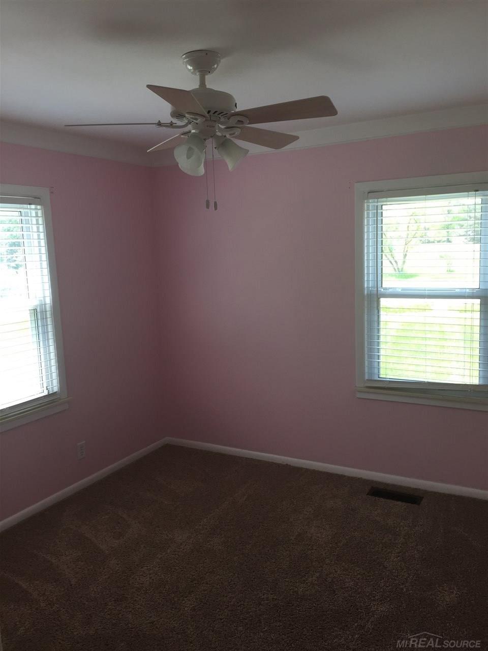 2743 Arlington Road Columbus, MI 48063 - Photo 11 of 11 31292738-10.JPG