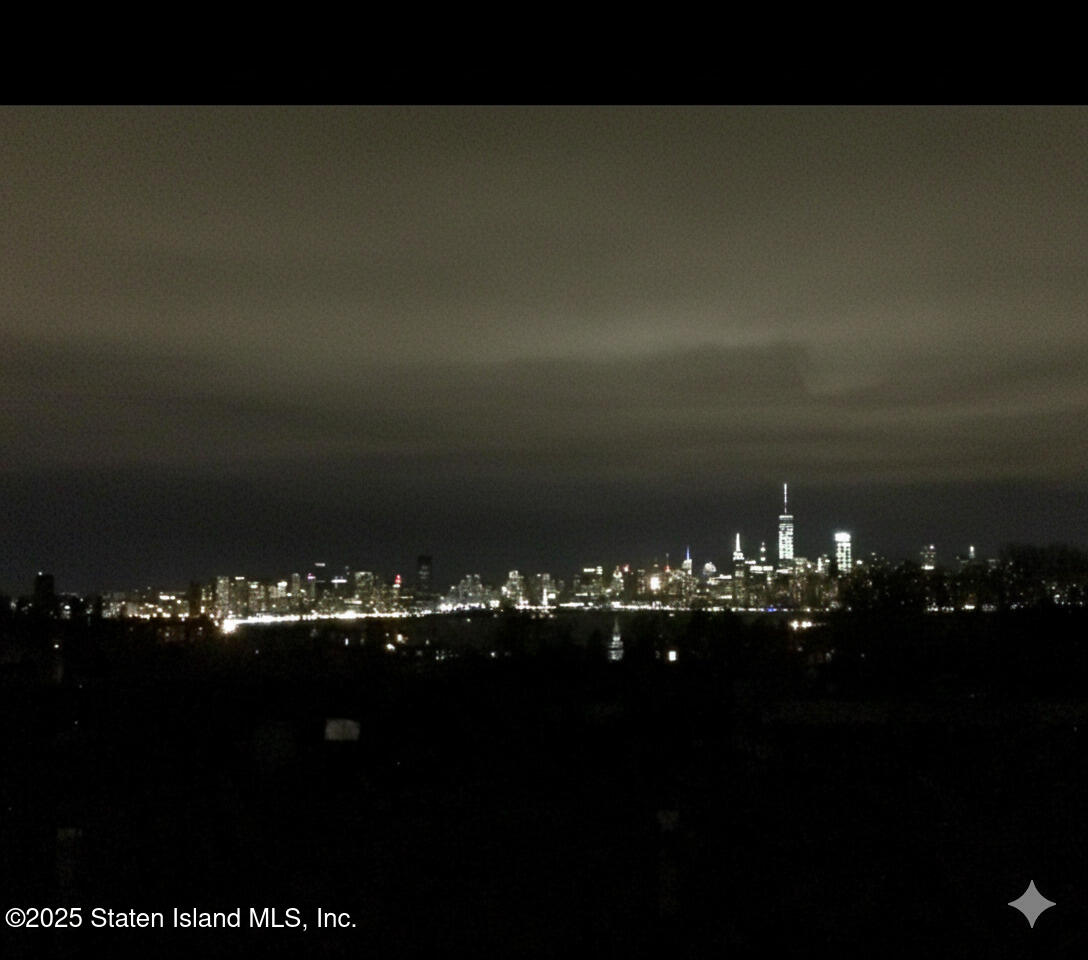 55 Austin Place, Unit 5A Staten Island, NY 10304 - Photo 2 of 21 1763646958950