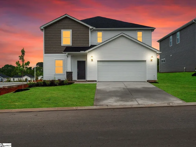 $329,900 | 180 Lavinia Circle, Duncan, SC 29334