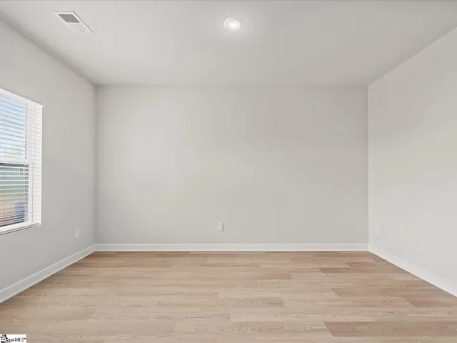 $329,900 | 180 Lavinia Circle, Duncan, SC 29334