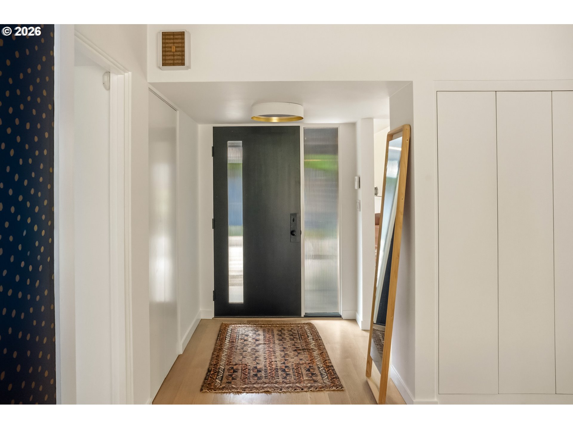 6832 Southwest Raleighwood Way Portland, OR 97225 - Photo 5 of 46 Gallery Image 5