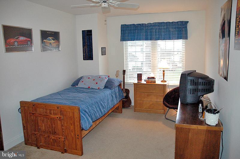 1065 Stillwood Circle Lititz, PA 17543 - Photo 12 of 14 Gallery Image 12