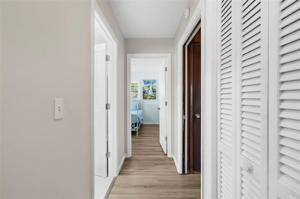 600 Alhambra Road Venice, FL 34285 - Photo 33 of 42