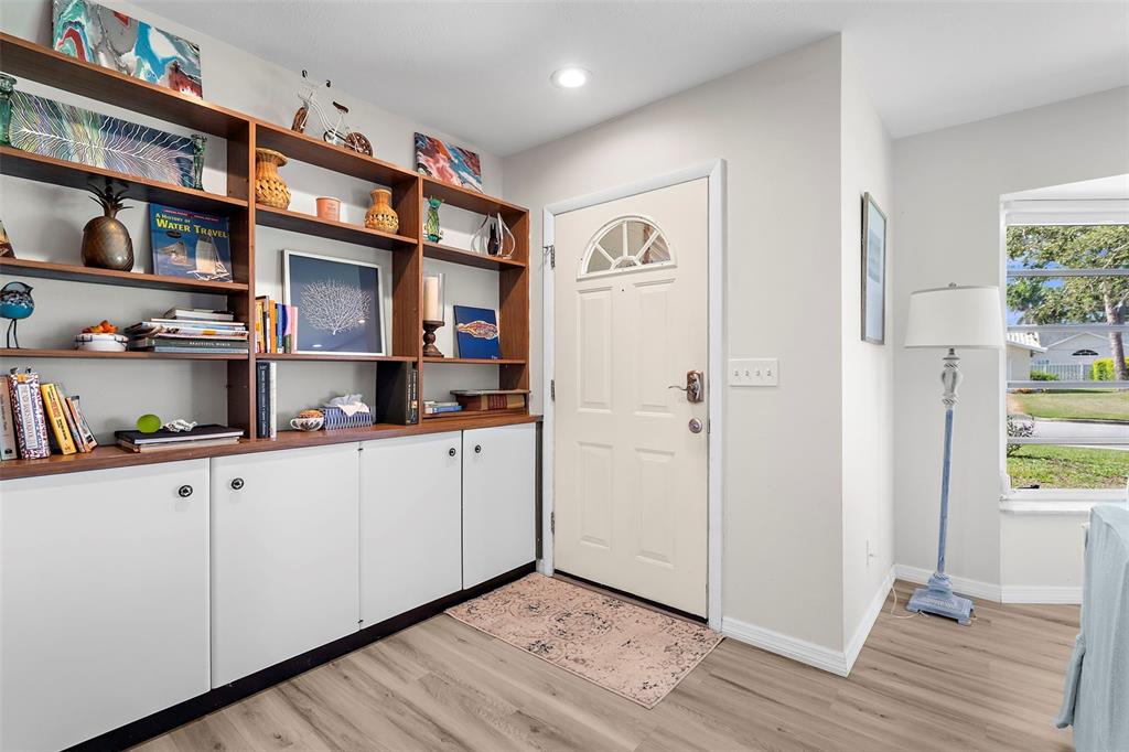 600 Alhambra Road Venice, FL 34285 - Photo 7 of 42