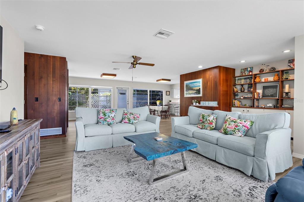 600 Alhambra Road Venice, FL 34285 - Photo 10 of 42