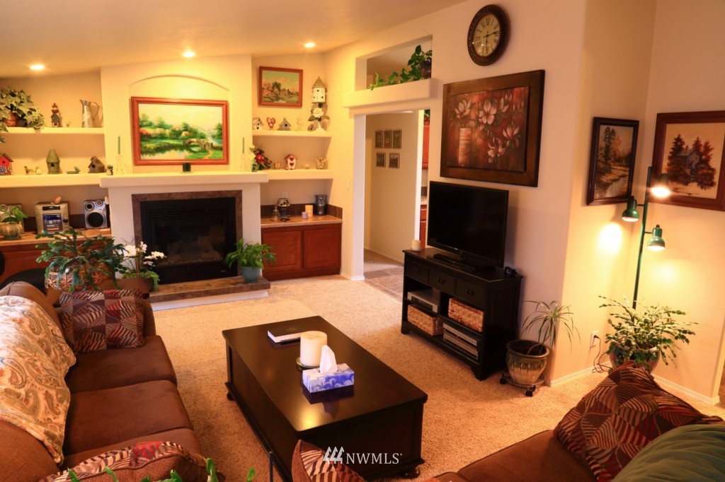 3407 207th Place Southeast Bothell, WA 98012 - Photo 2 of 23