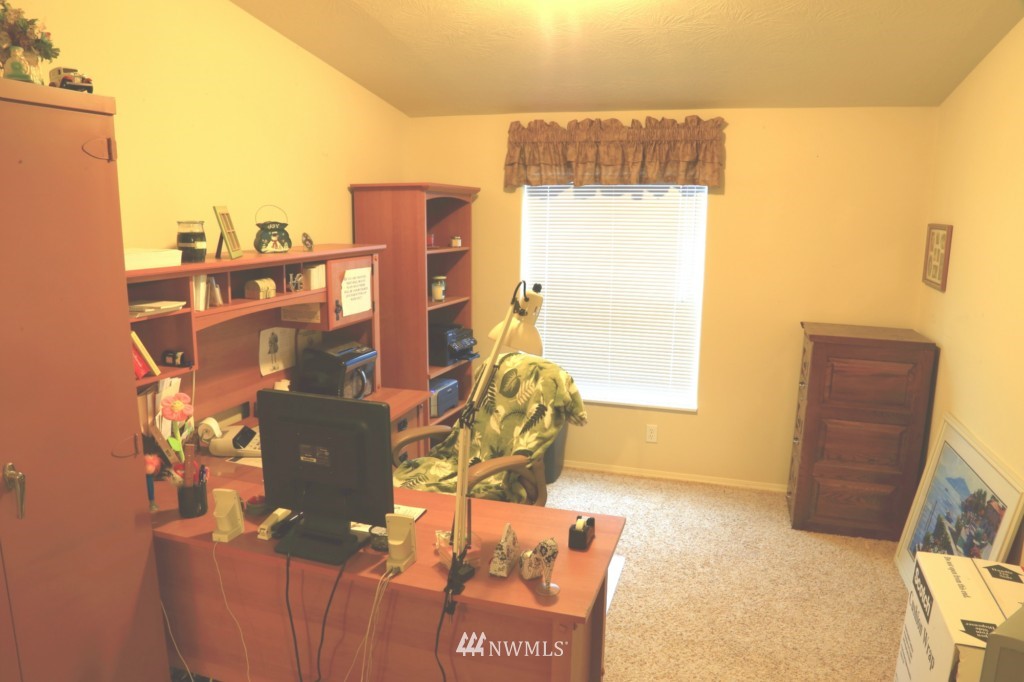3407 207th Place Southeast Bothell, WA 98012 - Photo 11 of 23