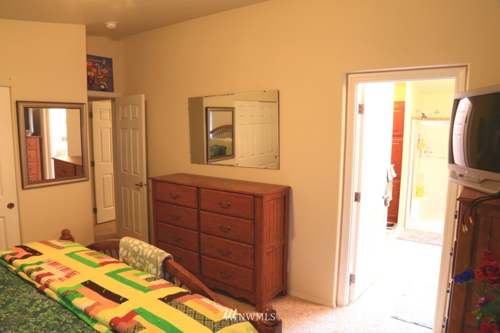 3407 207th Place Southeast Bothell, WA 98012 - Photo 17 of 23