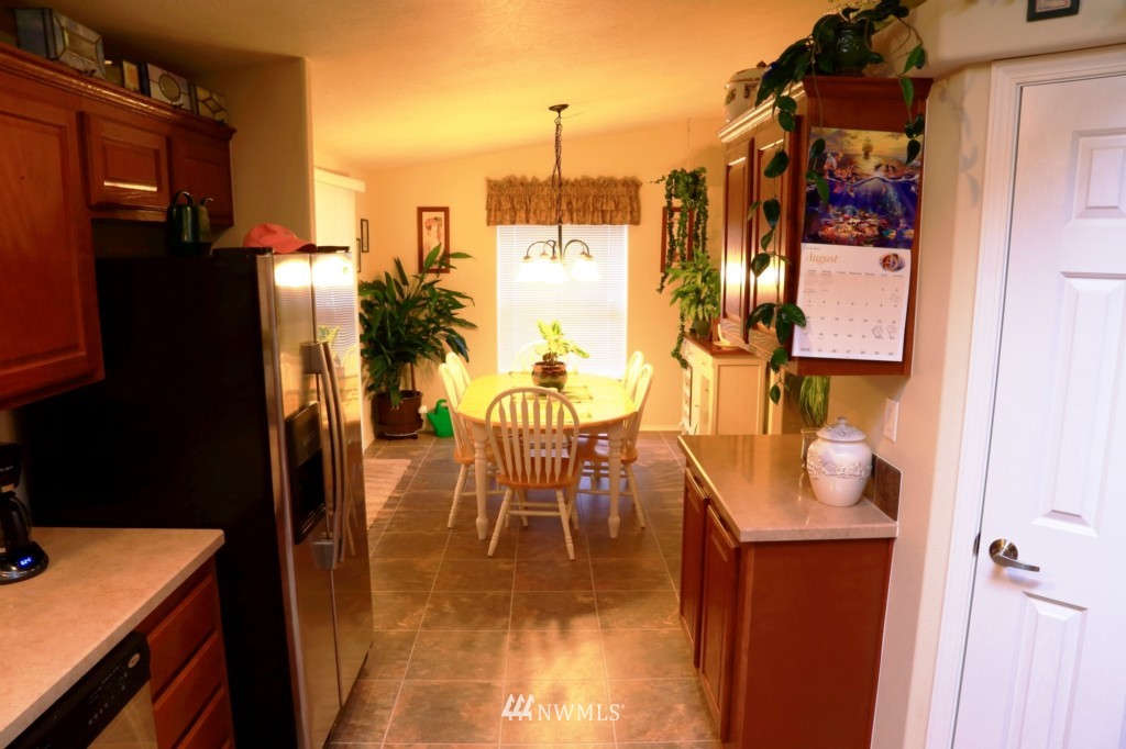 3407 207th Place Southeast Bothell, WA 98012 - Photo 8 of 23