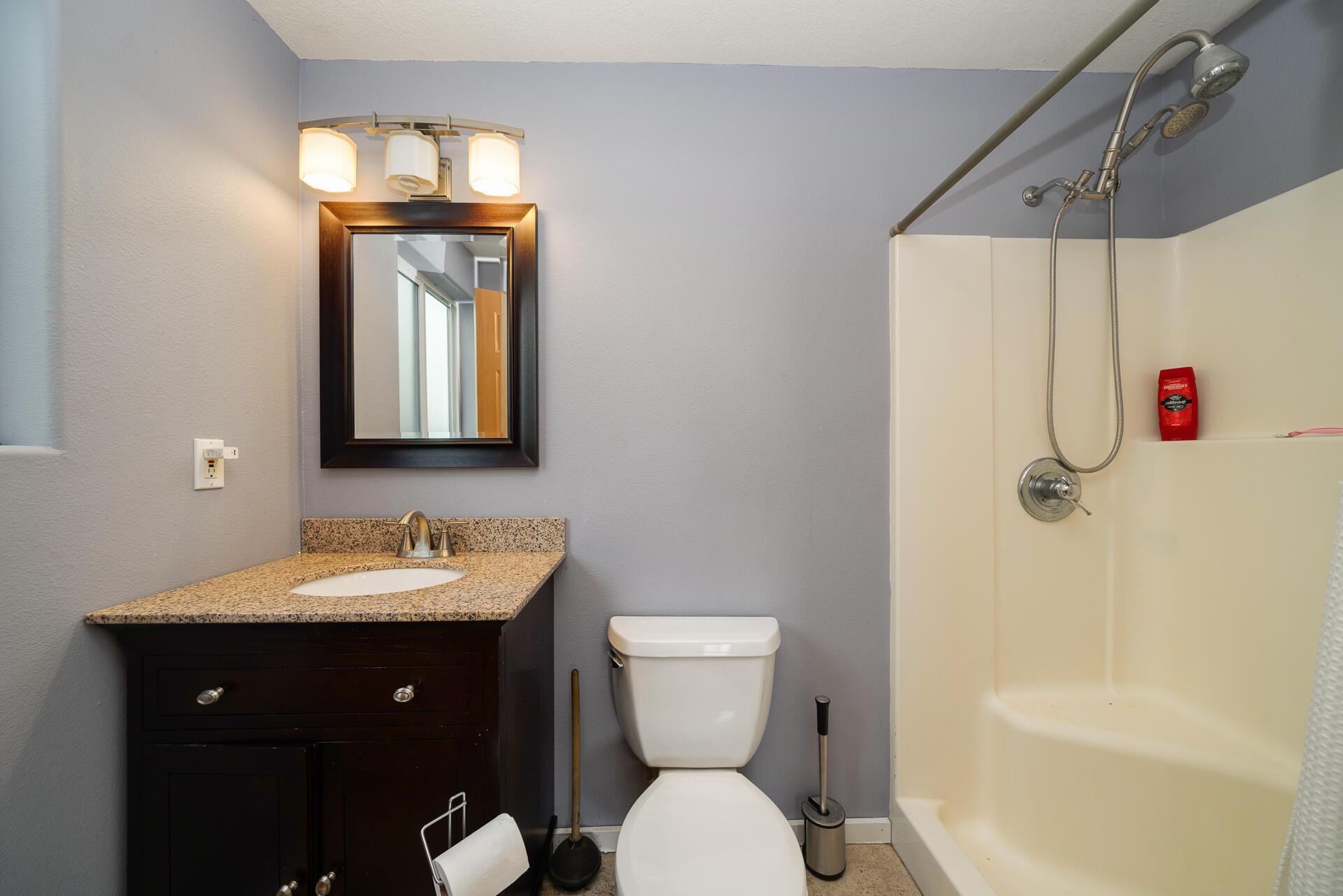 35355 Bayside Gardens Road Nehalem, OR 97131 - Photo 12 of 42 En Suite Bathroom in Bedroom 1