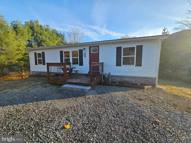 $179,900 | 12618 Mahogany Street, Cumberland, MD 21502