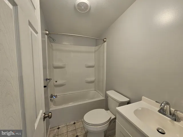 $179,900 | 12618 Mahogany Street, Cumberland, MD 21502