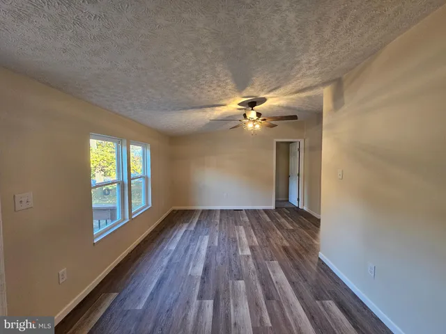 $179,900 | 12618 Mahogany Street, Cumberland, MD 21502