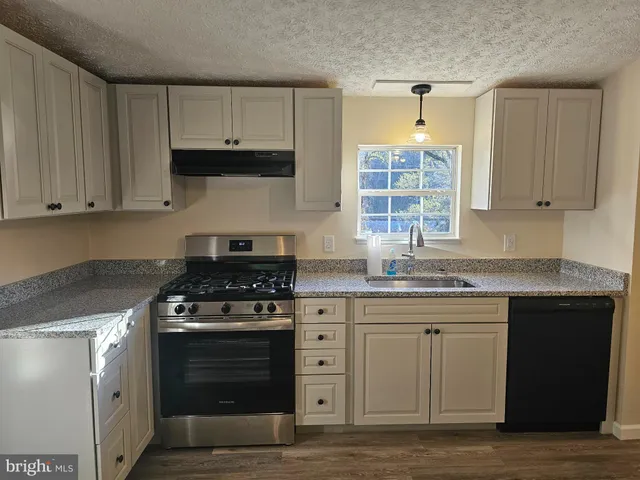 $179,900 | 12618 Mahogany Street, Cumberland, MD 21502