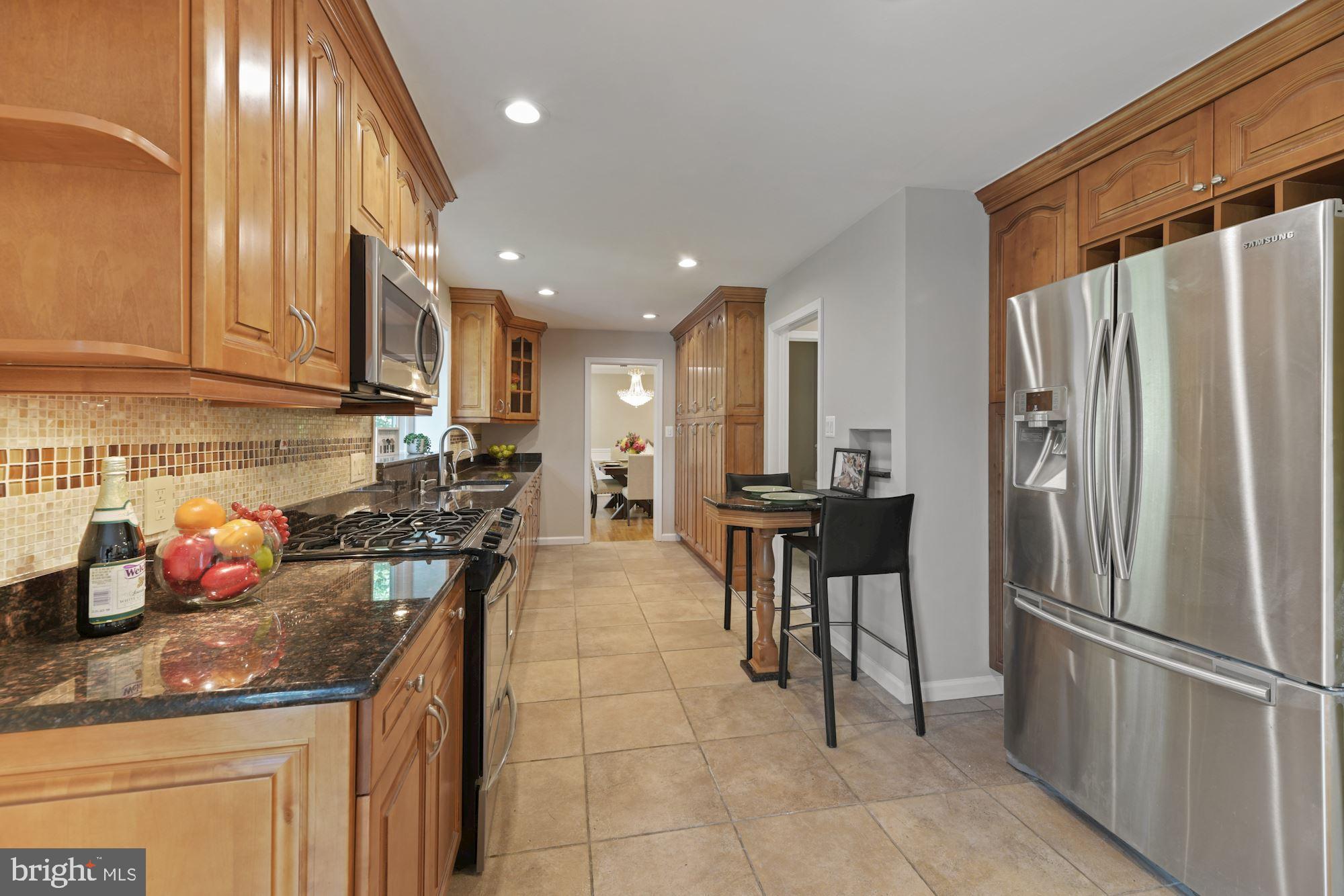 7700 Falstaff Road McLean, VA 22102 - Photo 3 of 48 Kitchen