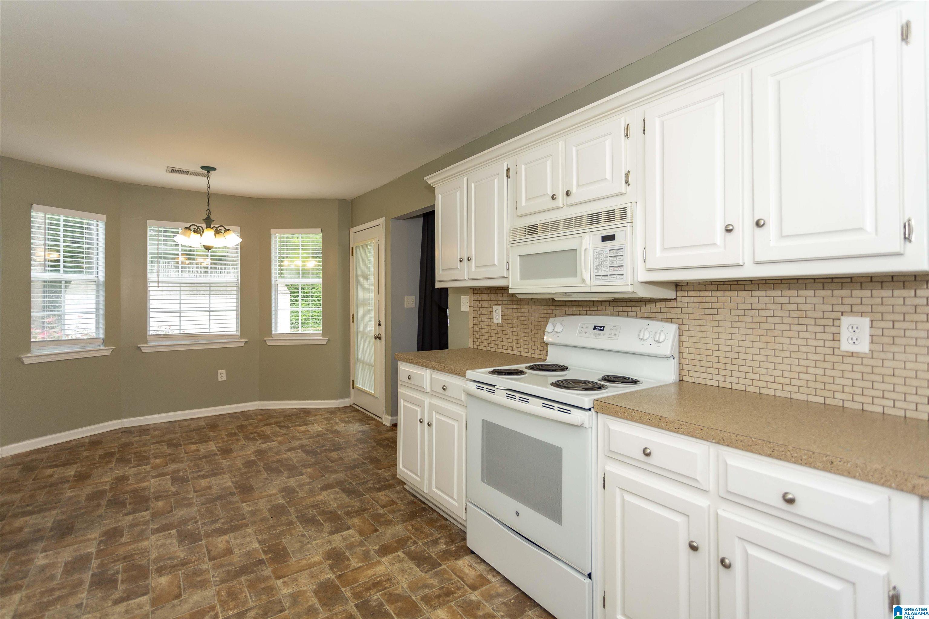 200 Greenfield Lane Alabaster, AL 35007 - Photo 14 of 37