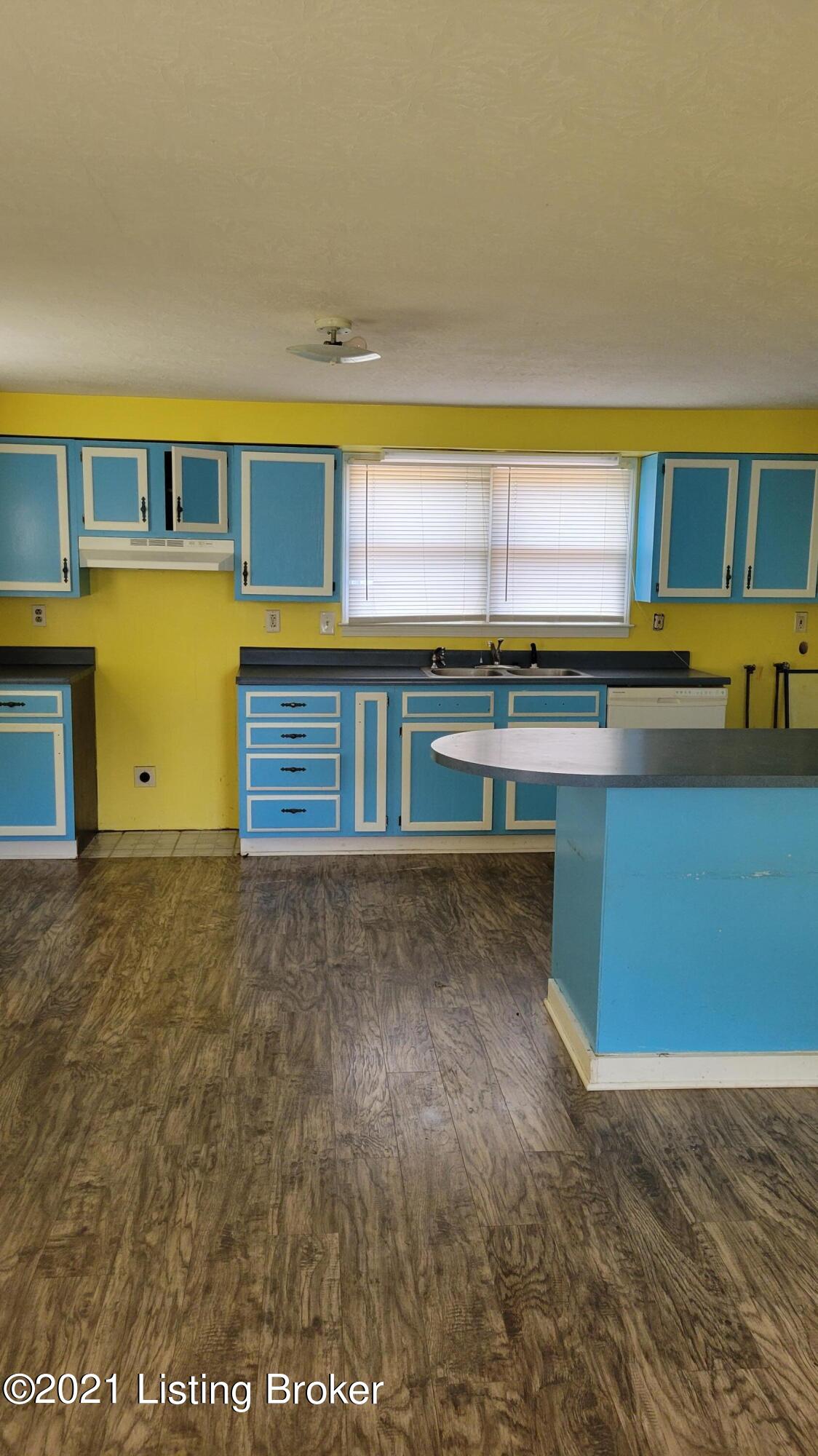 16222 Dixie Beach Road West Point, KY 40177 - Photo 15 of 22 kitchen