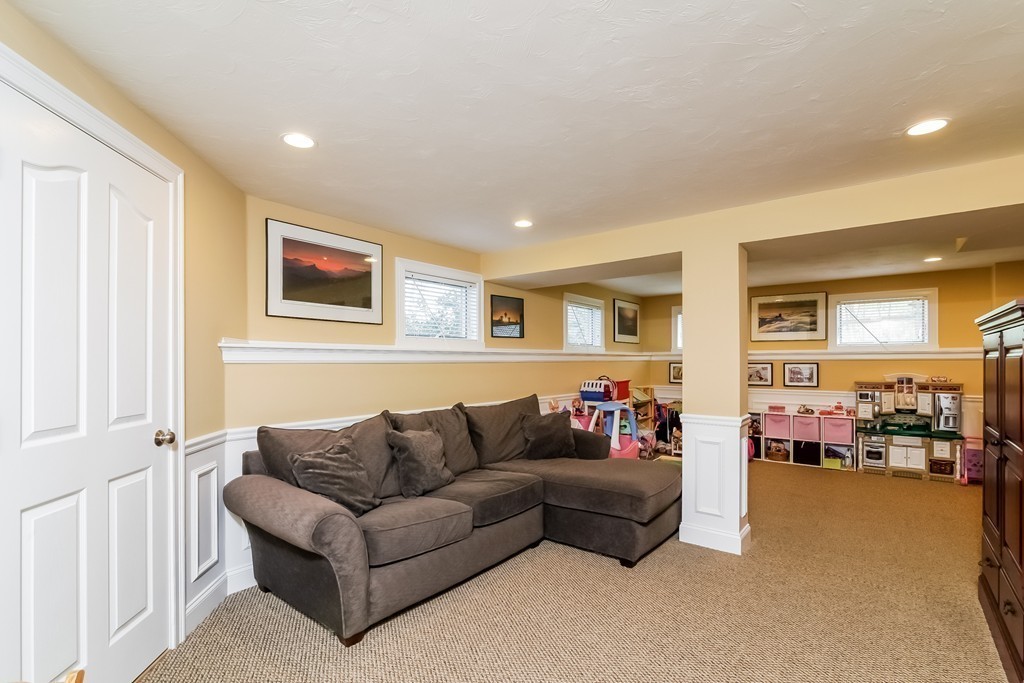 157 Brandywine Road Franklin, MA 02038 - Photo 20 of 28 Gallery Image 20