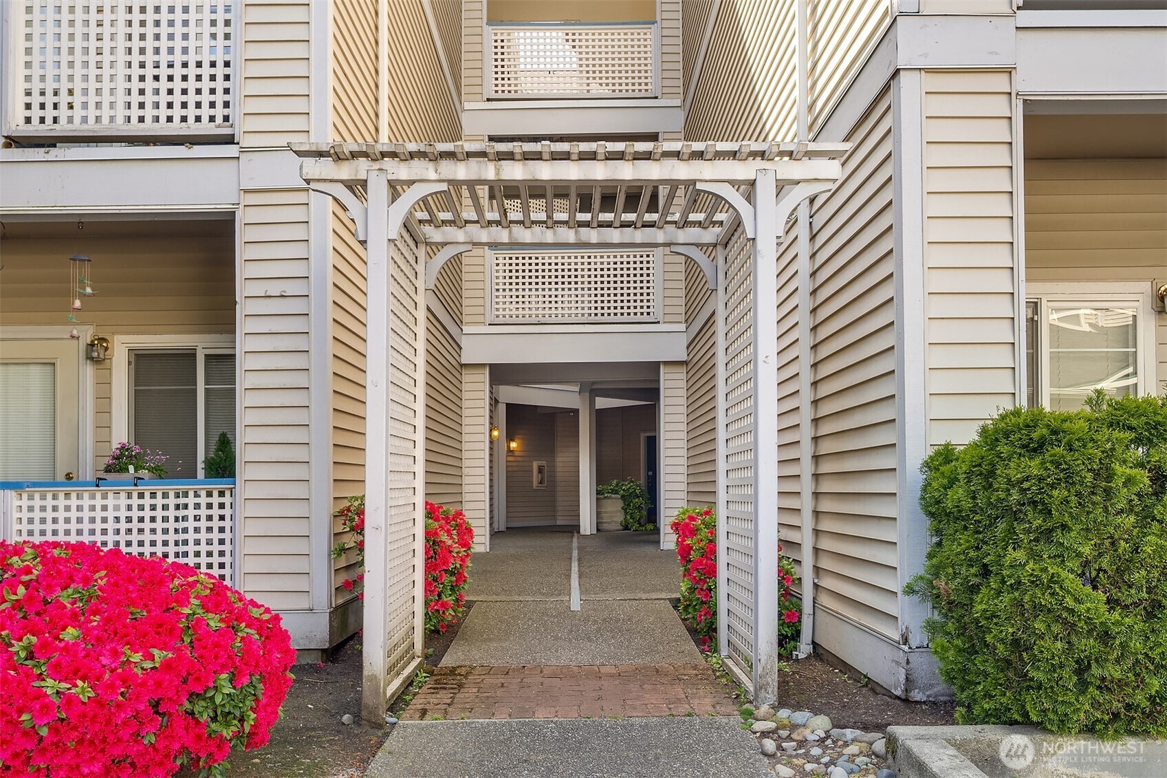 23908 Bothell Everett Highway, Unit A304 Bothell, WA 98021 - Photo 3 of 29