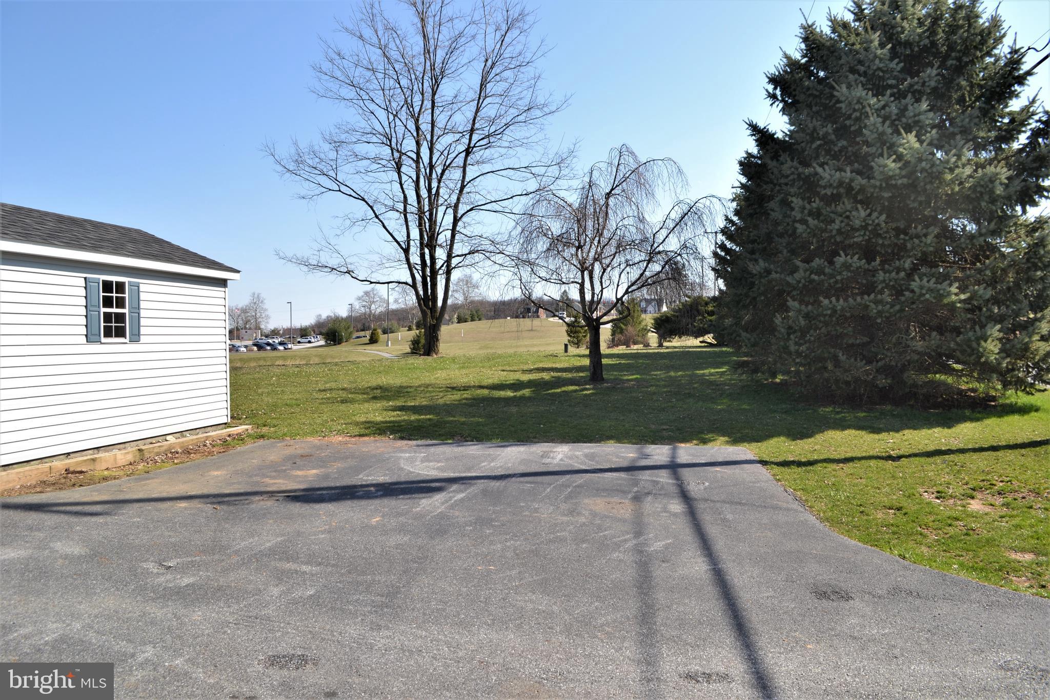 184 Beck Road York, PA 17403 - Photo 34 of 40 Gallery Image 34