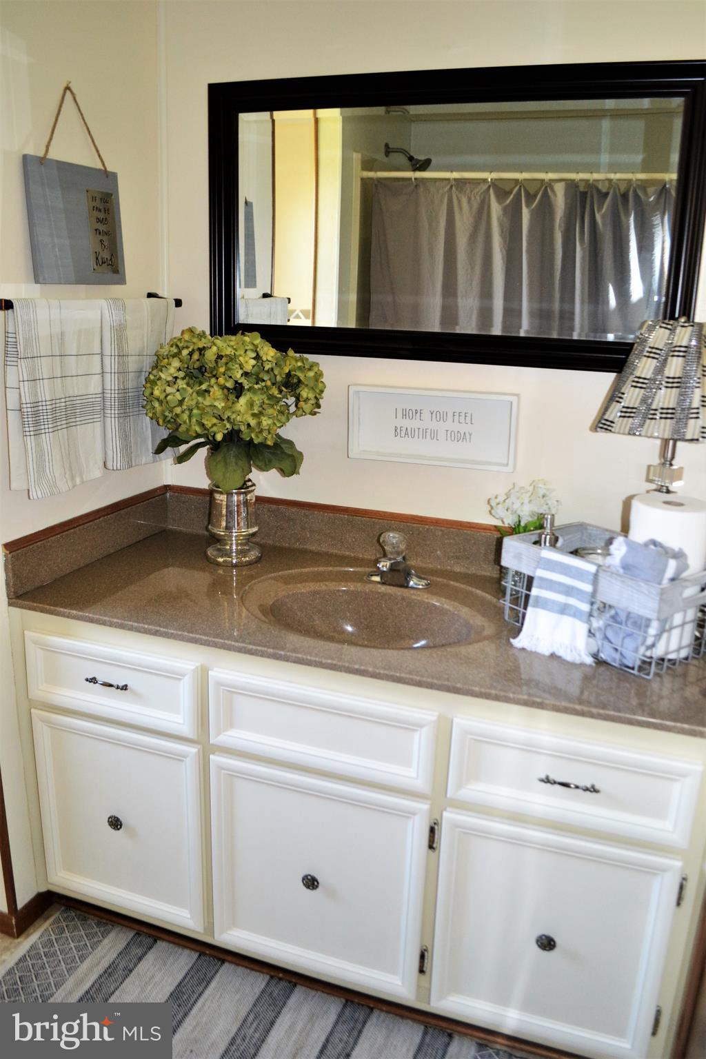 184 Beck Road York, PA 17403 - Photo 8 of 40 Gallery Image 8