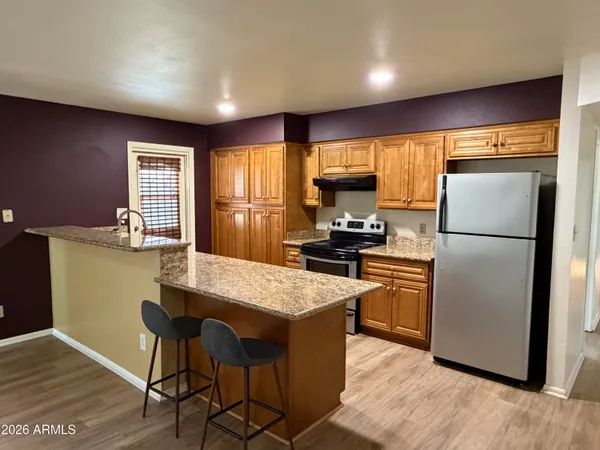 $2,200 | 3011 West Campo Bello Drive, Phoenix, AZ 85053