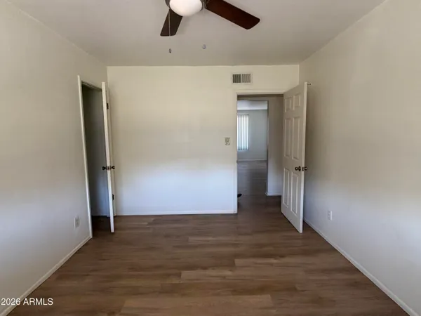 $2,200 | 3011 West Campo Bello Drive, Phoenix, AZ 85053