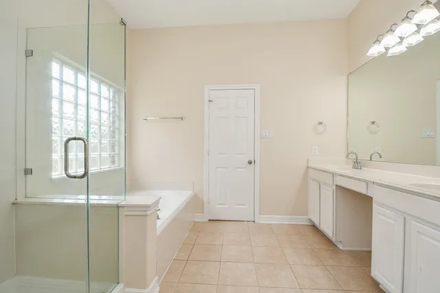 $2,650 | 12104 Dawn Mist Court, Pearland, TX 77584